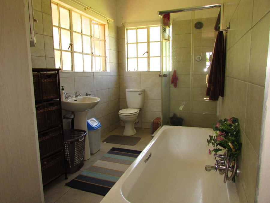 To Let Commercial Property for Rent in Sopieshoogte Sh Free State